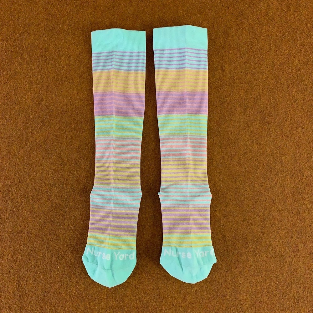 Nurse Yard Womens S/M Womens 4-8 Pastel Rainbow Striped Compression Socks New